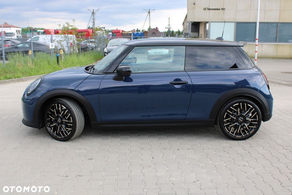 MINI Cooper S Favoured Trim - 12
