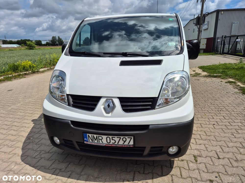 Renault Trafic - 12
