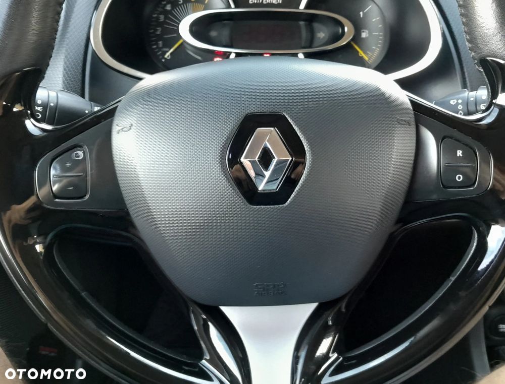 Renault Clio - 18