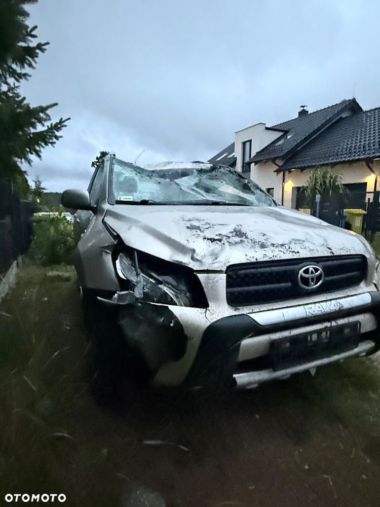 Toyota RAV4 2.2 D-4D Sol - 4