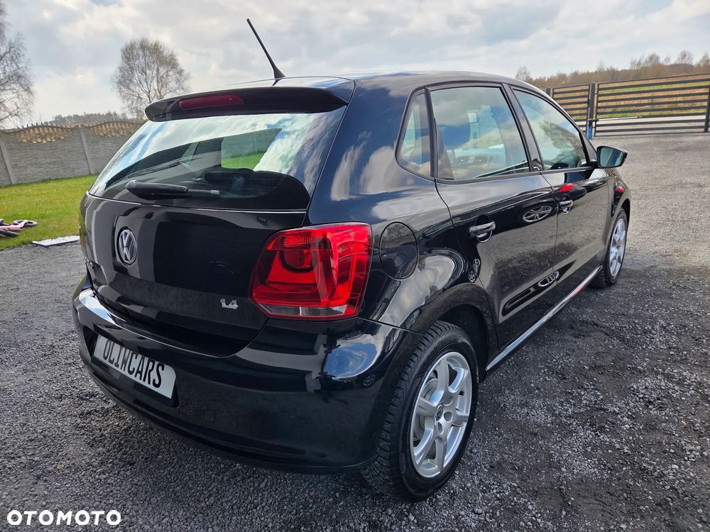 Volkswagen Polo 1.4 16V Comfortline - 14