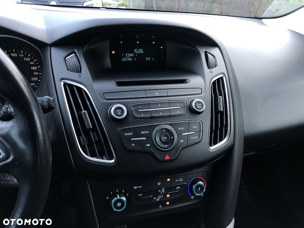 Ford Focus 1.6 Trend - 13