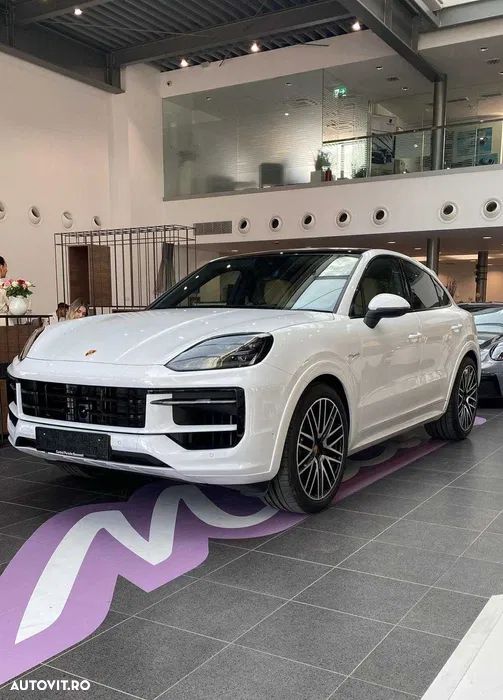 Porsche Cayenne Coupe - 2