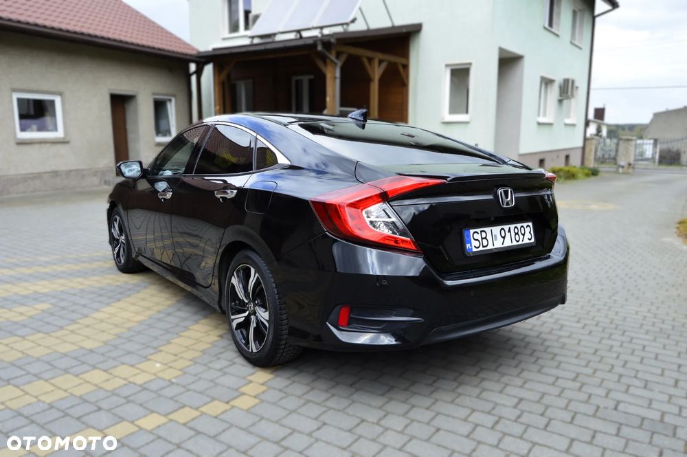 Honda Civic 1.5 T Elegance - 4