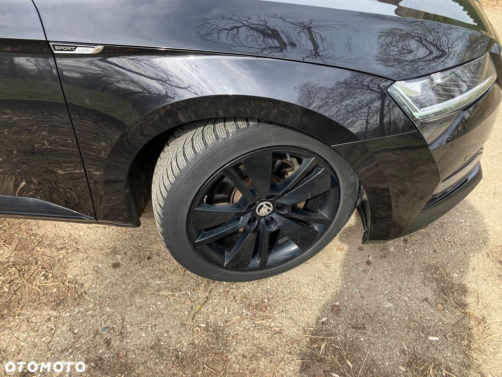 Skoda Superb 2.0 TDI SCR Sportline DSG - 5