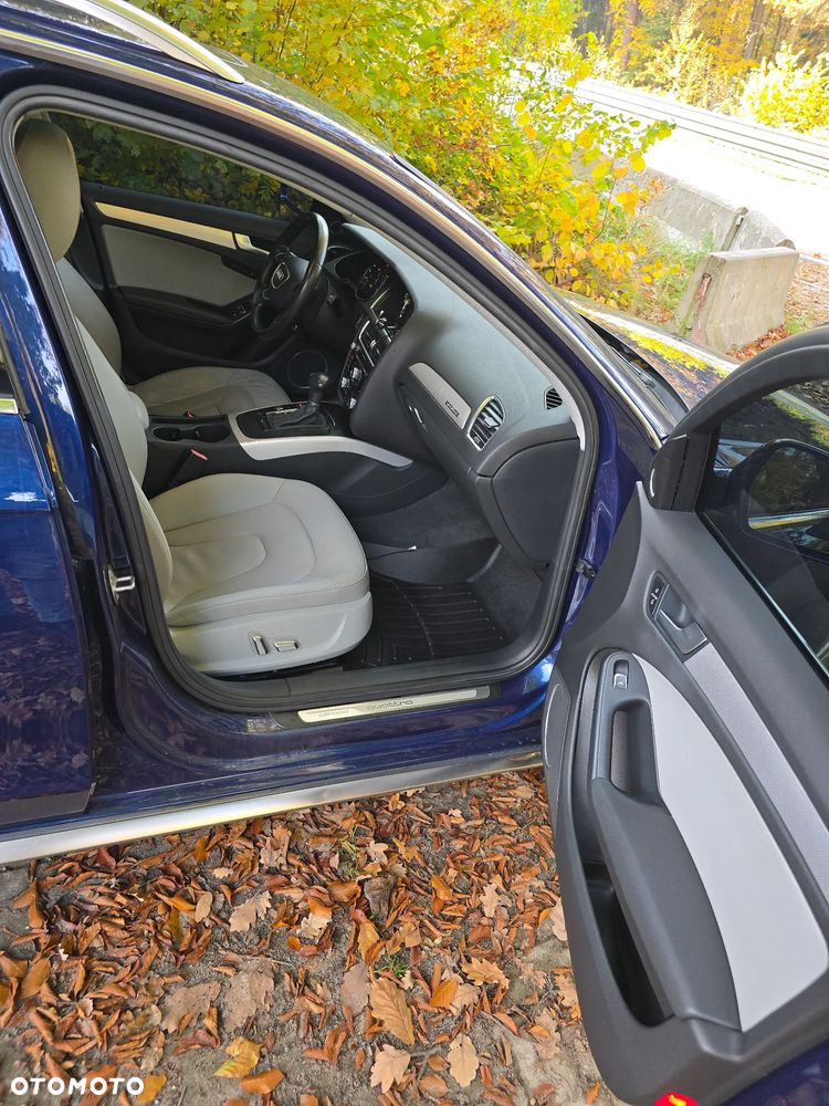 Audi A4 Allroad - 12