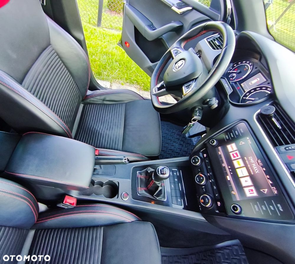 Skoda Octavia 2.0 TDI RS - 13