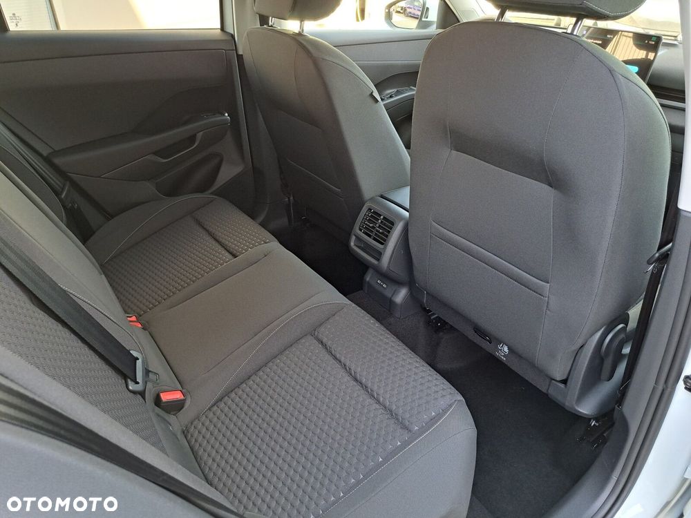 Volkswagen T-Roc - 12