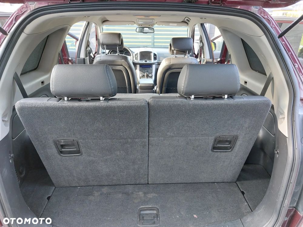 Chevrolet Captiva 2.2 D LTZ - 28