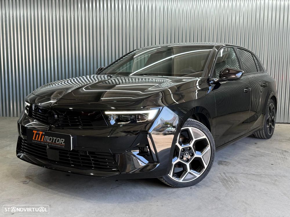 Opel Astra 1.2 T GS Line - 2