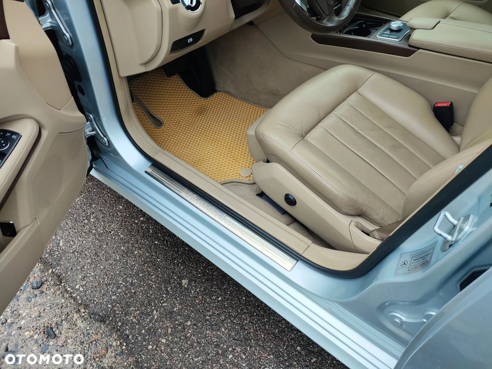 Mercedes-Benz Klasa E 350 CDI 4-Matic - 30