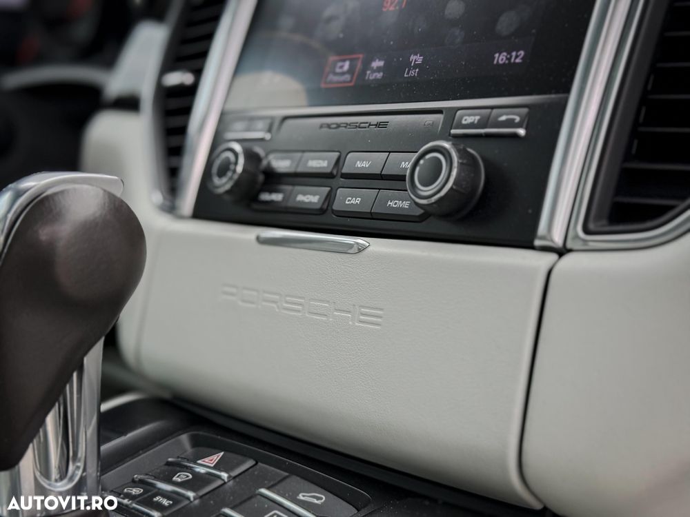 Porsche Macan 3.0 PDK S - 31
