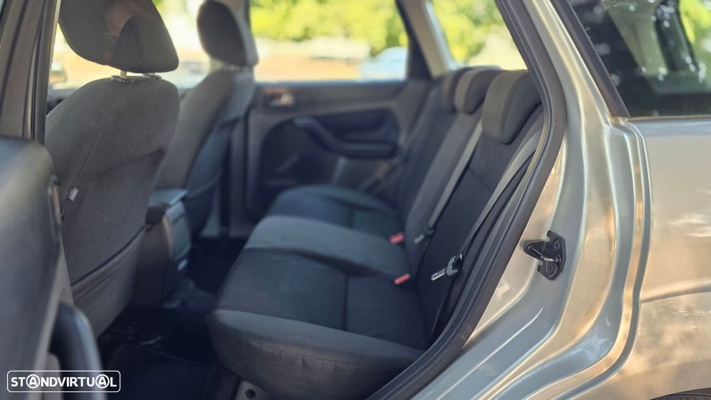 Ford Focus SW 1.6 TDCi Trend - 18