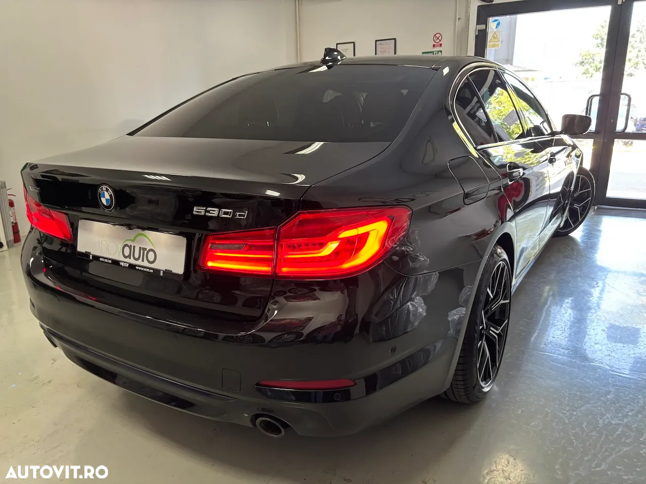 BMW Seria 5 530d xDrive Aut. Sport Line - 5