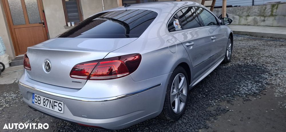 Volkswagen Passat CC - 36