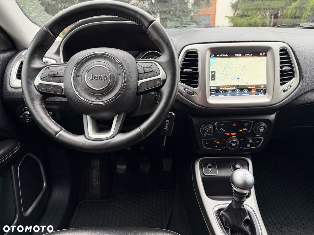 Jeep Compass 1.4 MultiAir Longitude - 30