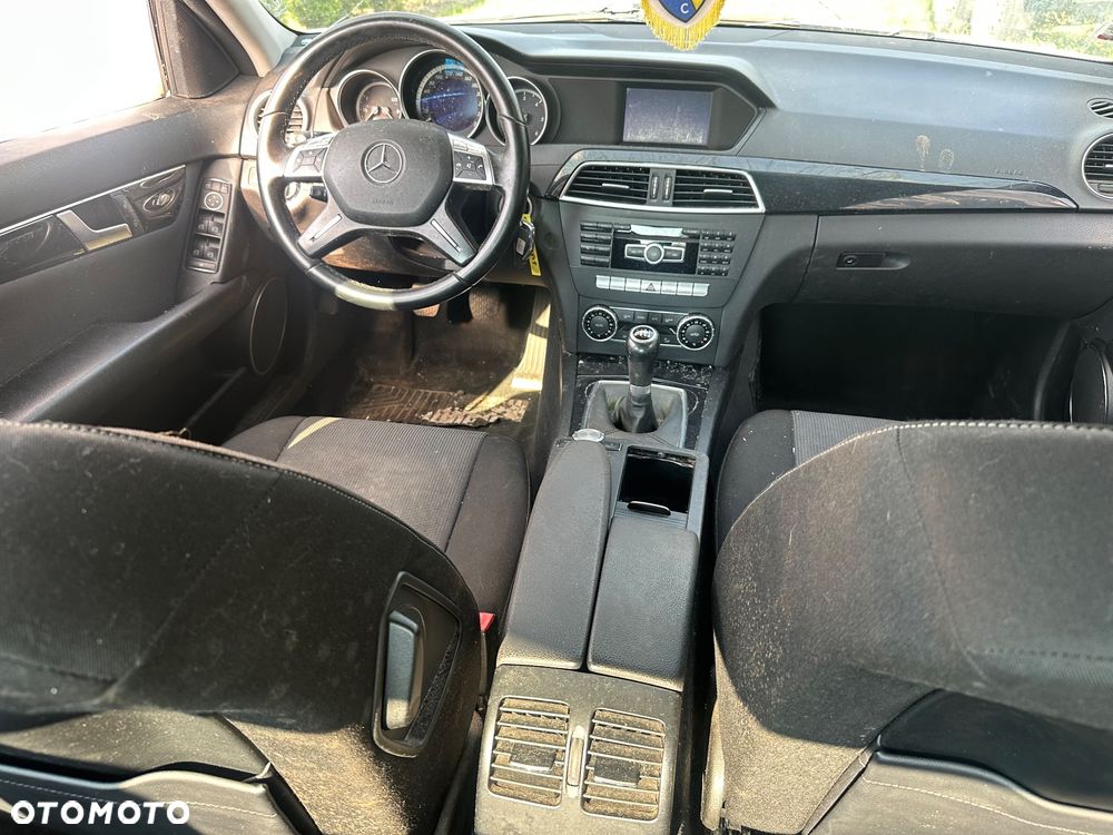 Mercedes-Benz Klasa C 200 CDI DPF (BlueEFFICIENCY) - 14
