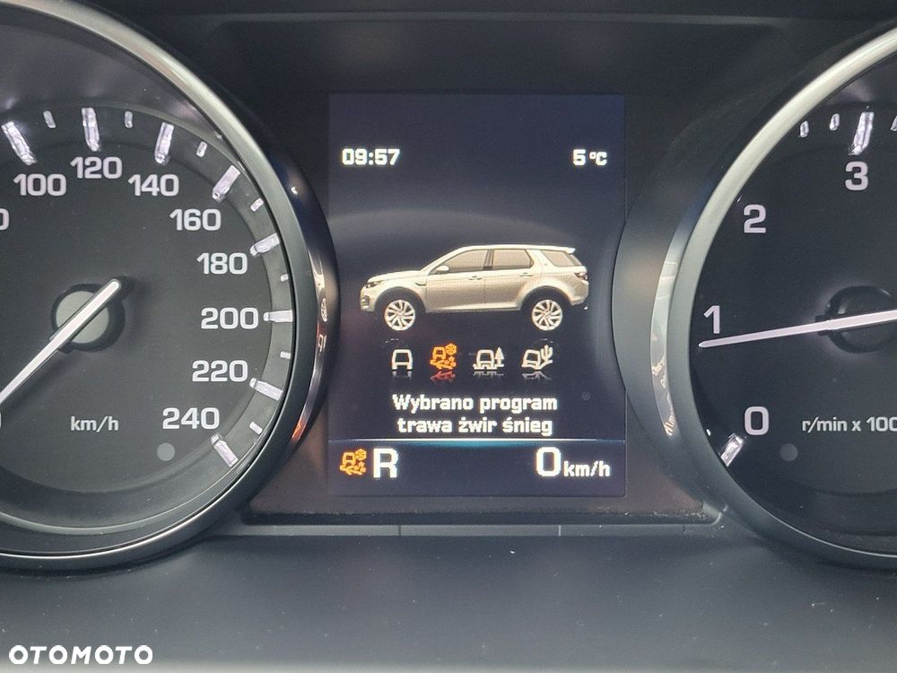 Land Rover Discovery Sport - 36