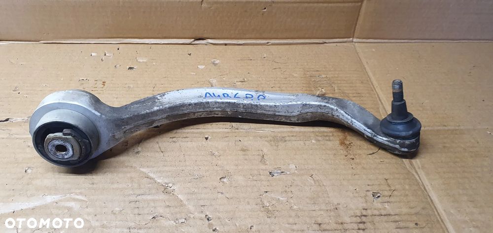 Wahacz prawy przód przedni Audi A4 B6 - 2