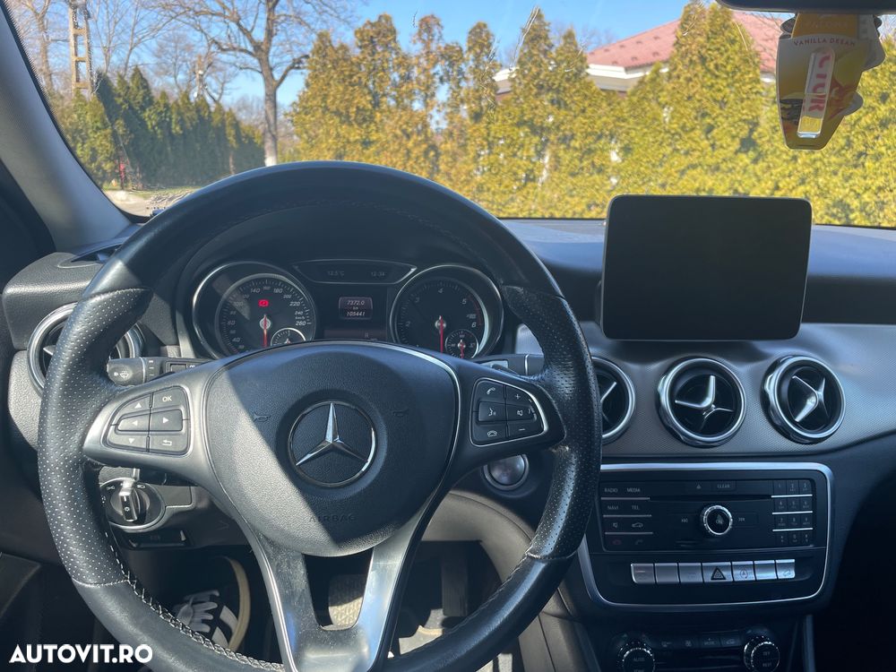 Mercedes-Benz GLA 200 d 4MATIC Aut. - 7