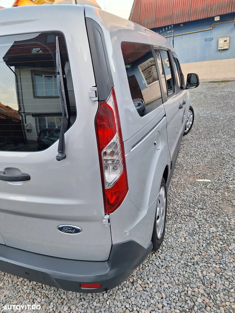 Ford Transit Connect - 4