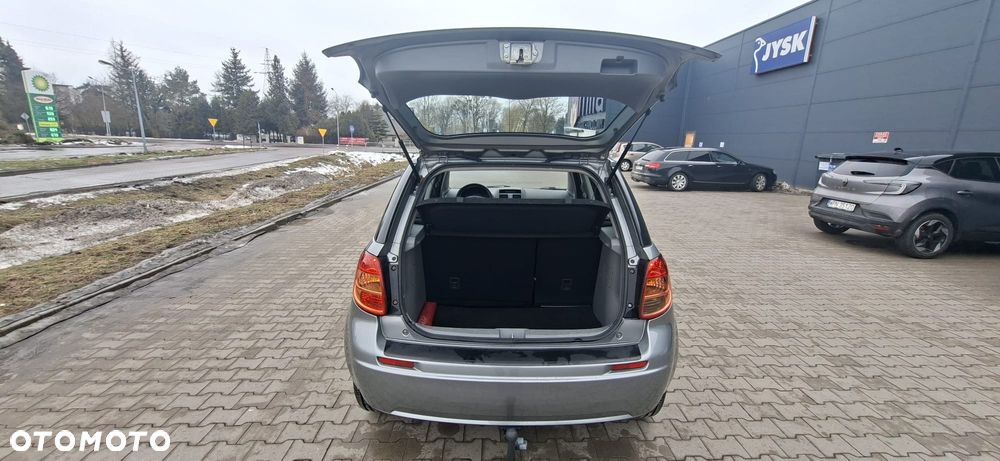 Suzuki SX4 1.6 VVT 4x2 Comfort - 28