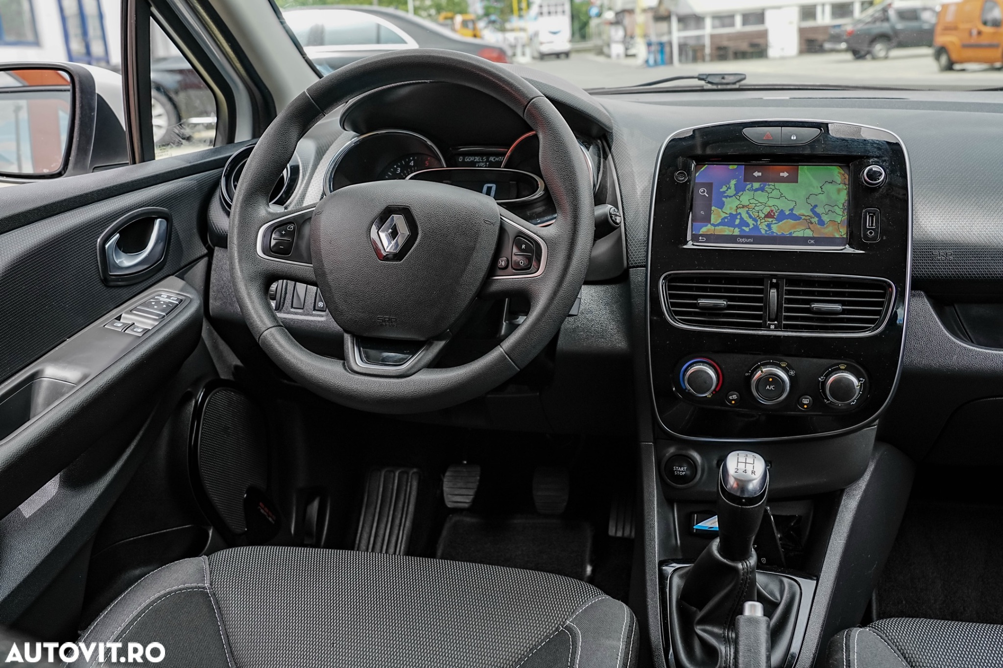 Renault Clio (Energy) dCi 90 Start & Stop LIMITED - 3
