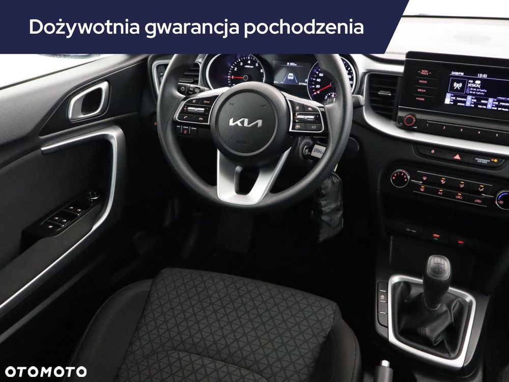 Kia Ceed - 9