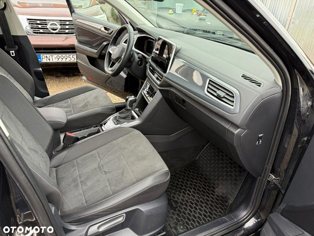 Volkswagen T-Roc - 7