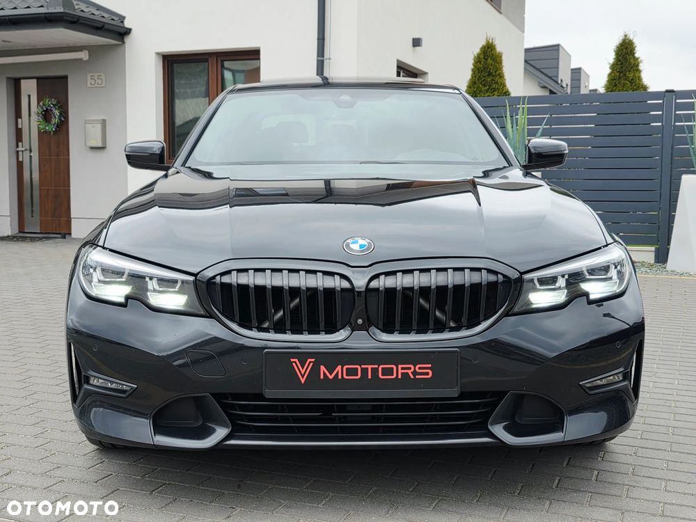 BMW Seria 3 330e Sport Line - 22
