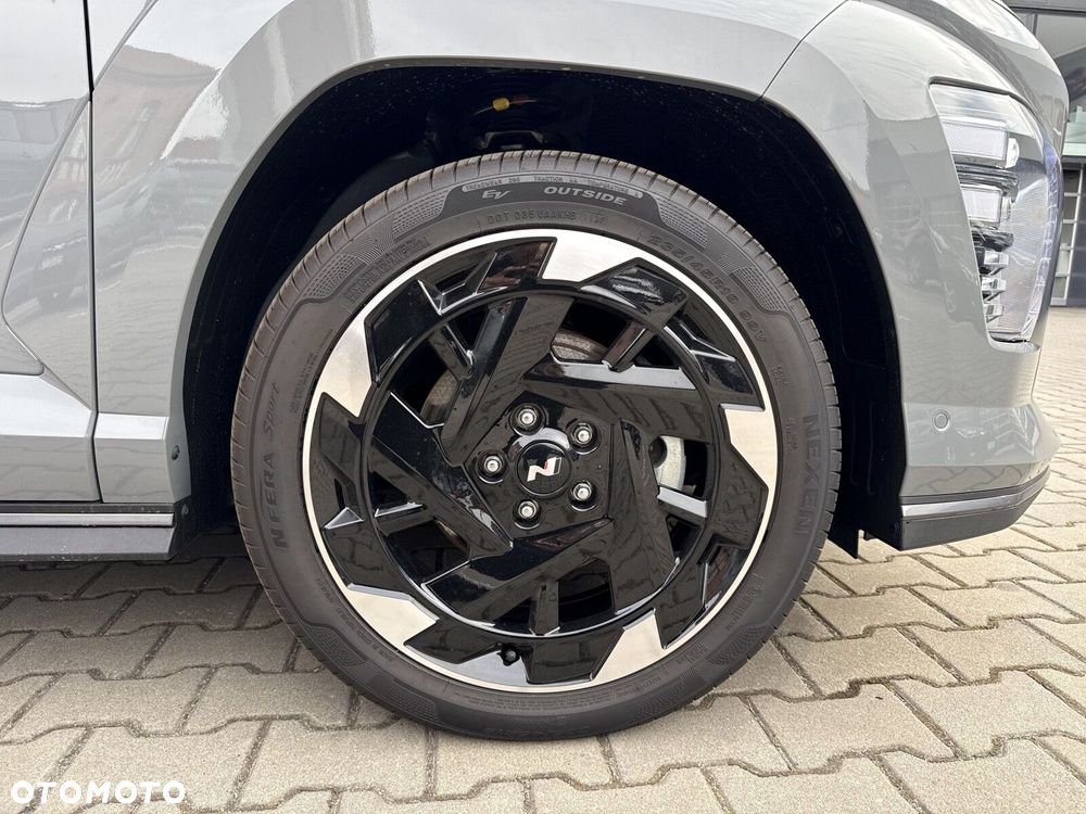 Hyundai Kona - 17