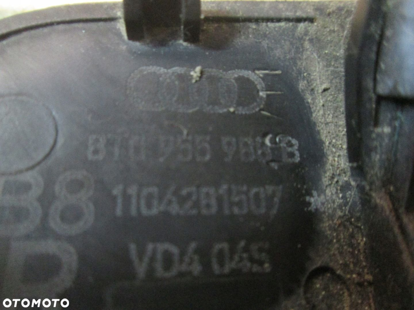 DYSZA DYSZE SPRYSKIWACZA AUDI A4 B8 A5 8T LEWA  PRAWA GRZANA - 4