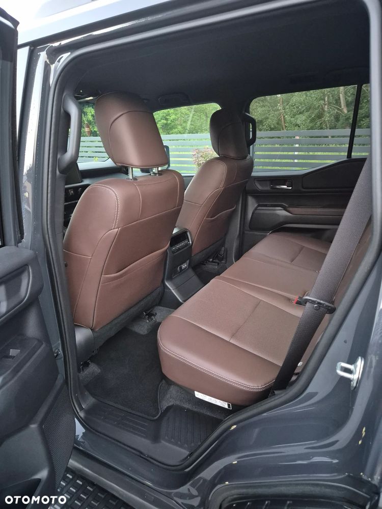 Toyota Land Cruiser LC 2.8 D-4D Invincible - 4