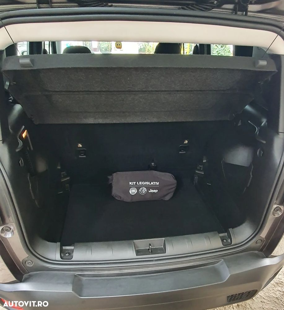 Jeep Renegade 1.0 T-GDI Sport - 30