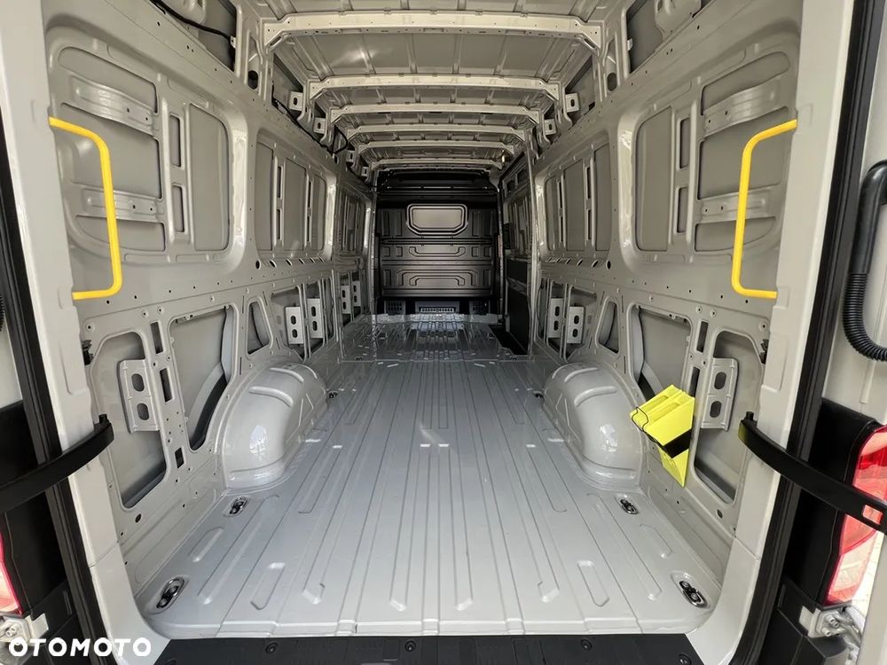 Volkswagen Crafter - 4