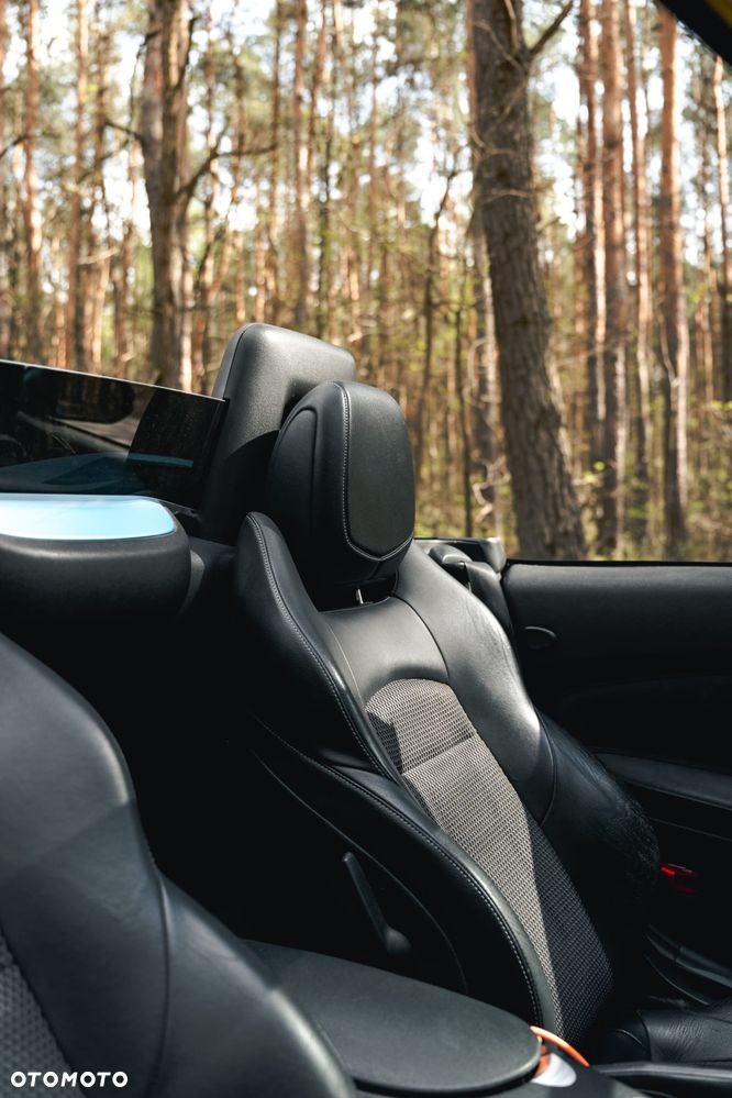 Nissan 370 Z - 19