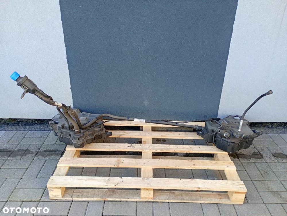 zbiornik adblue pompa przewód bmw 3 g20 g21 2.0 d 190 km 7418879 7454338 - 1