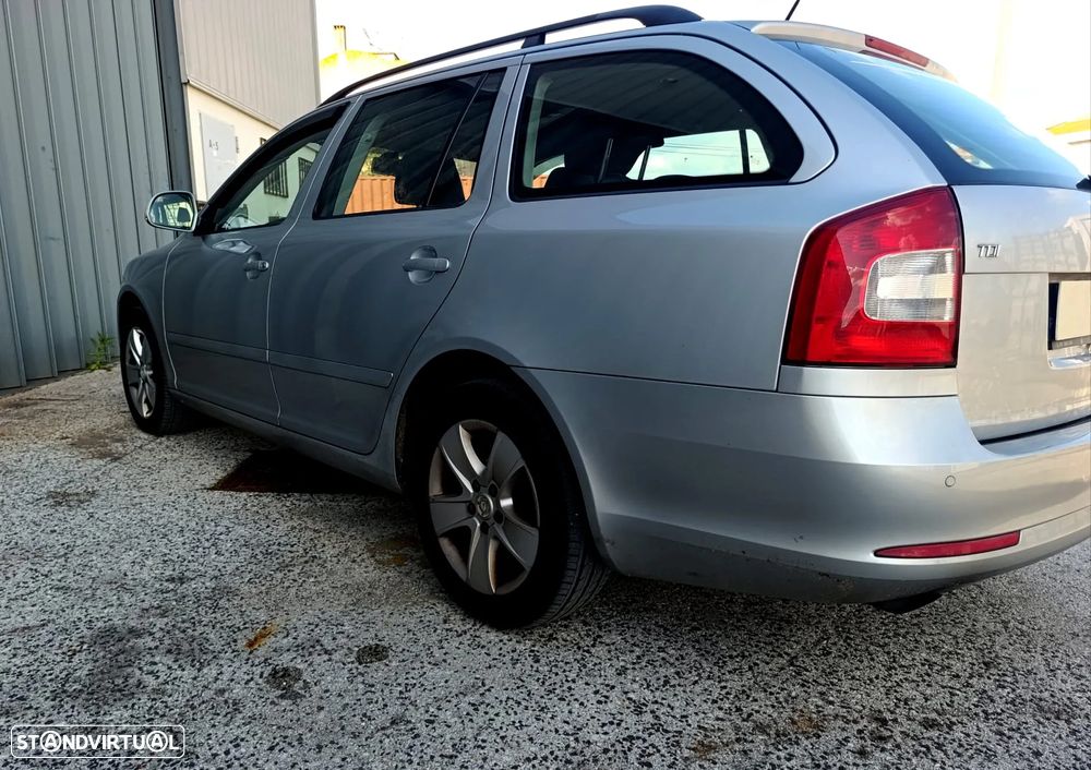 Skoda Octavia Break 1.6 TDi Elegance - 5