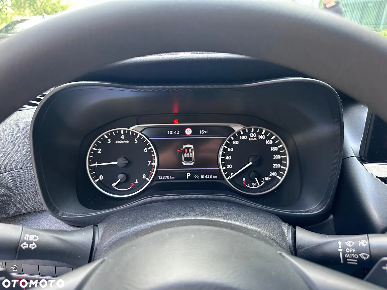 Nissan Juke 1.0 DIG-T Acenta DCT - 16