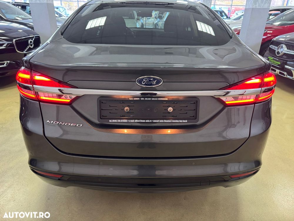 Ford Mondeo 2.0 HEV Titanium - 11