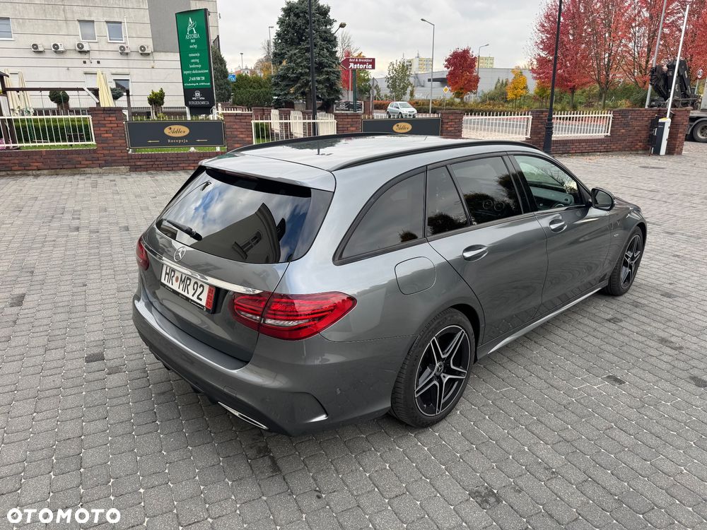 Mercedes-Benz Klasa C 220 d T 9G-TRONIC - 9
