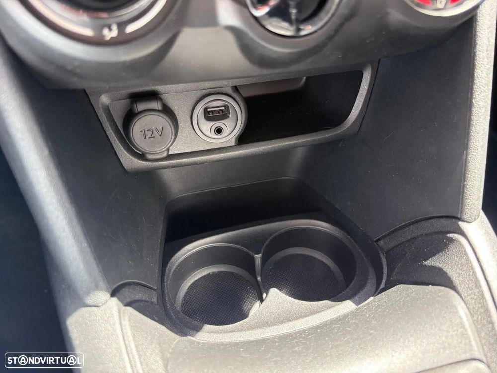 Peugeot 208 1.6 BlueHDi Style - 46