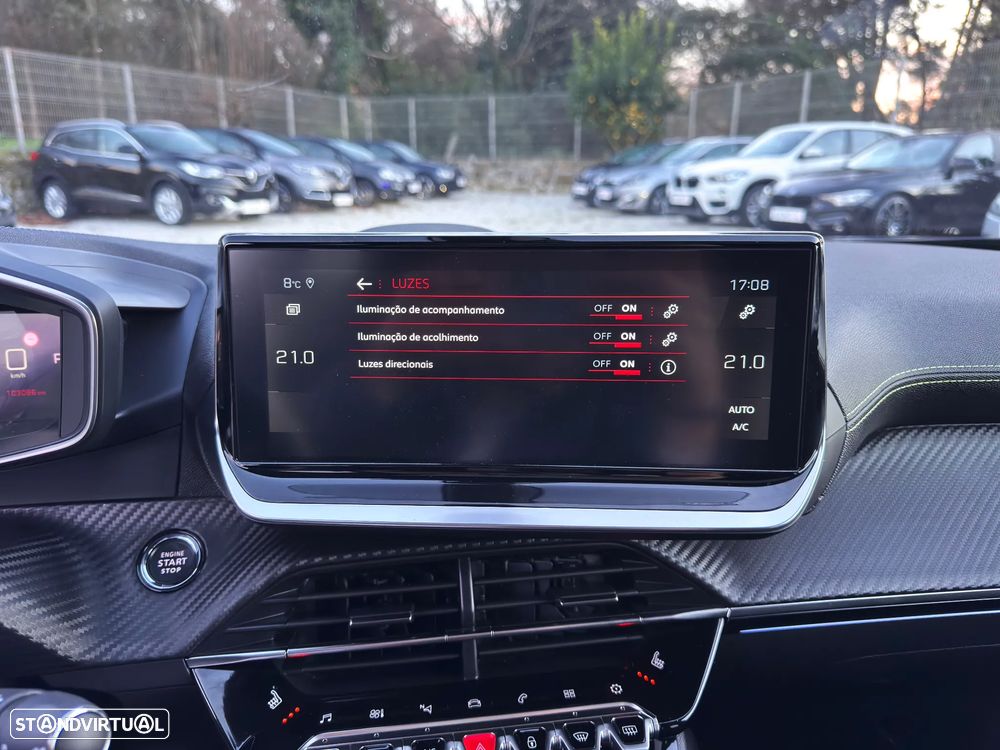 Peugeot 2008 1.2 PureTech GT Pack EAT8 - 31