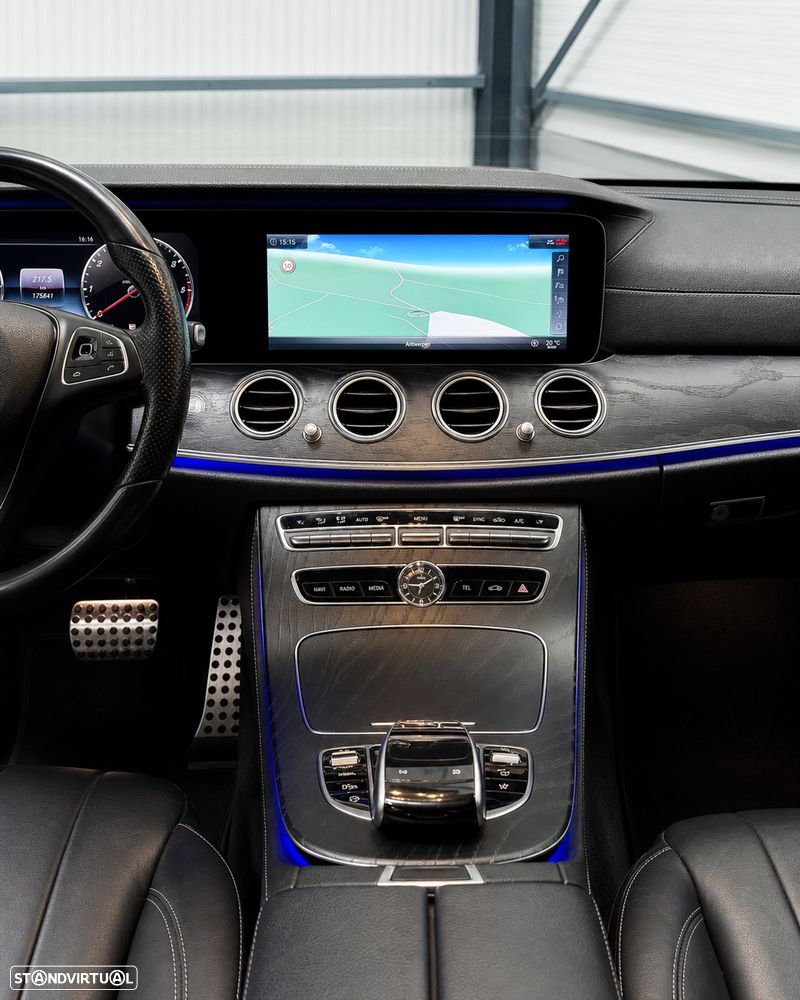 Mercedes-Benz E 220 d 4-Matic All Terrain Avantgarde - 8
