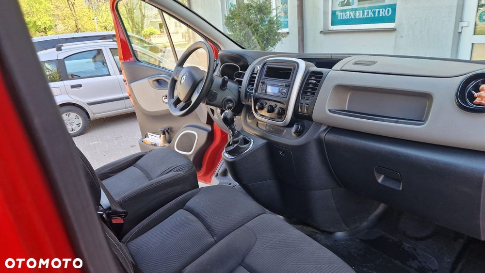 Renault TRAFIC - 6