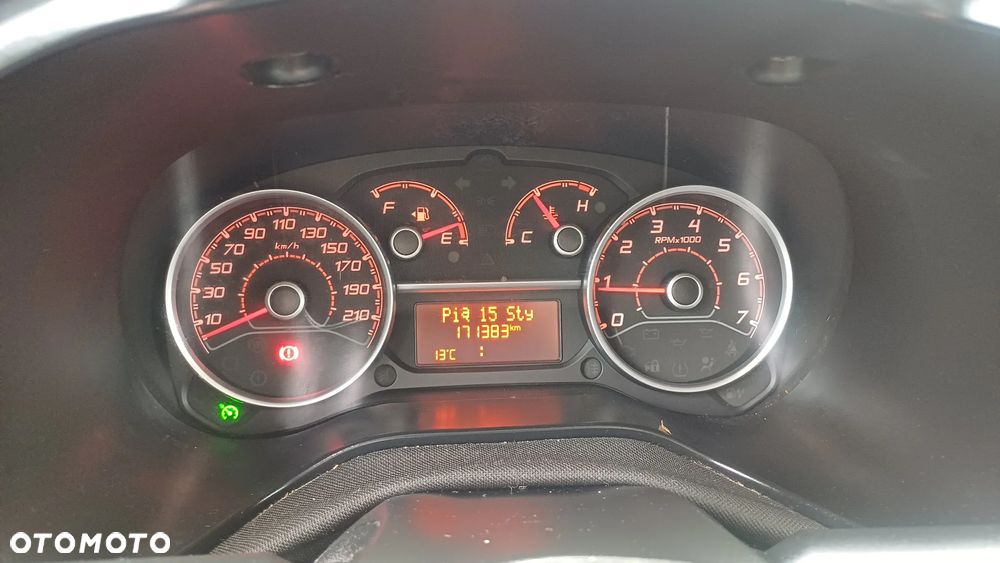 Fiat DOBLO - 27