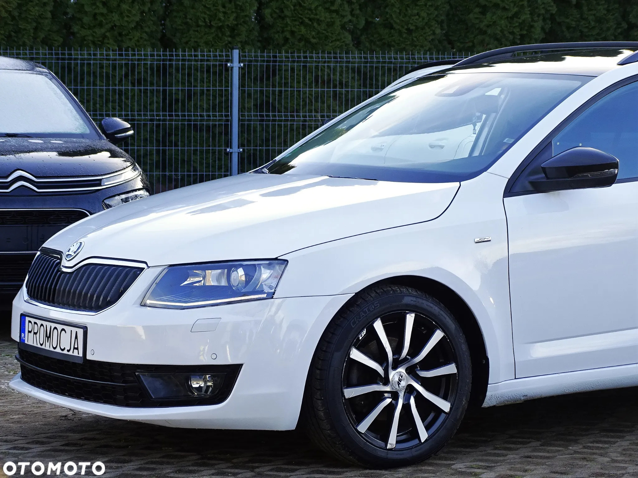 Skoda Octavia 2.0 TDI Joy DSG - 2