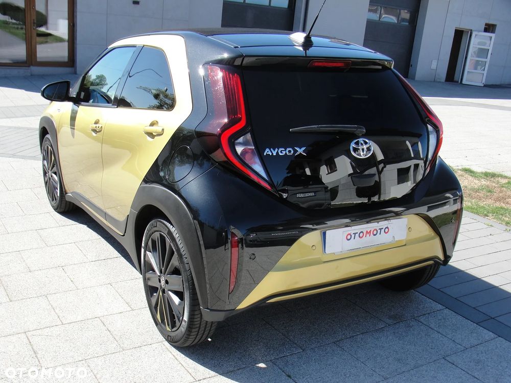 Toyota Aygo X x-shift x-clusive Style Selection - 3