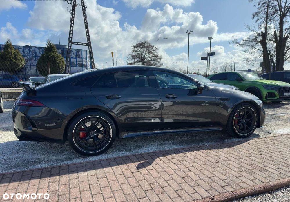 Mercedes-Benz AMG GT - 4