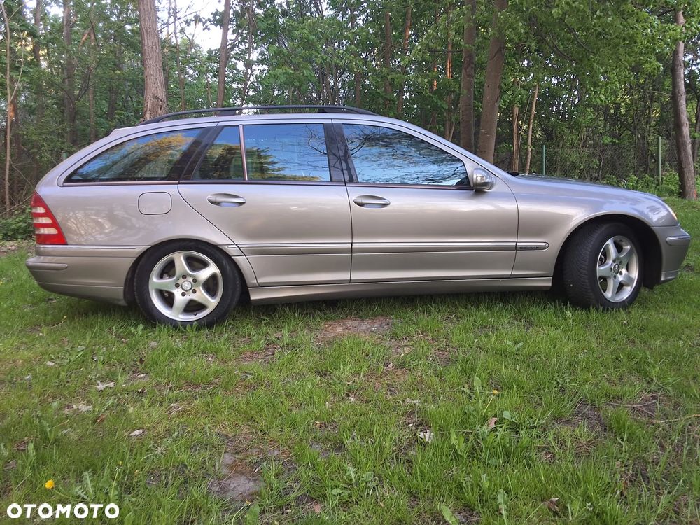 Mercedes-Benz Klasa C 200 Kompressor Avantgarde Sport Edition - 6
